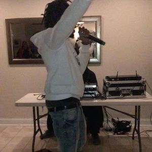 Meet your Posher, Robert